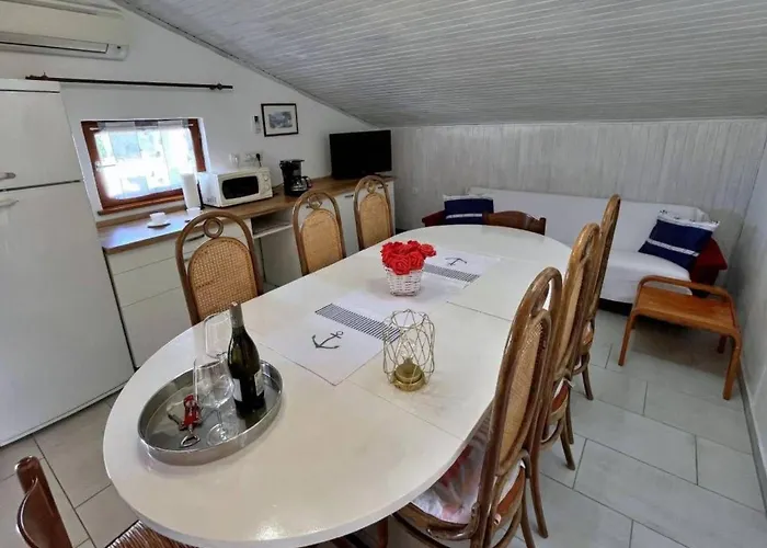 Apartment Srdoc By Interhome